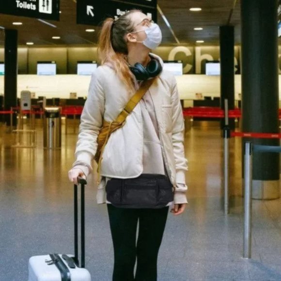 New Men's Genuine Leather Fanny Pack Black - Picture 8 of 9